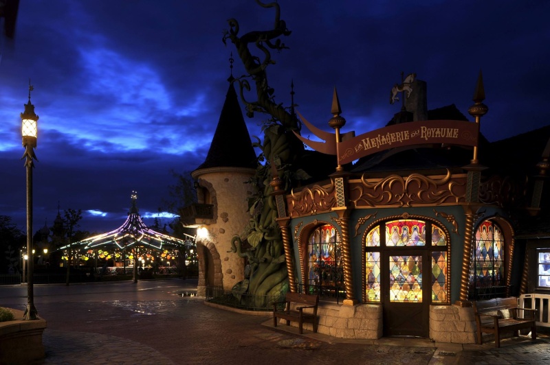 Photos publiées sur Facebook par Disneyland® Paris - Page 7 10921611