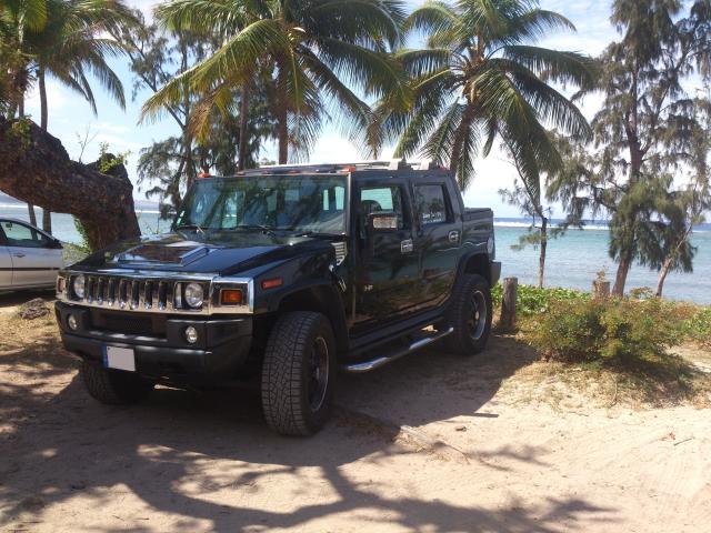Hummer H2 SUT Du 974 3020w110