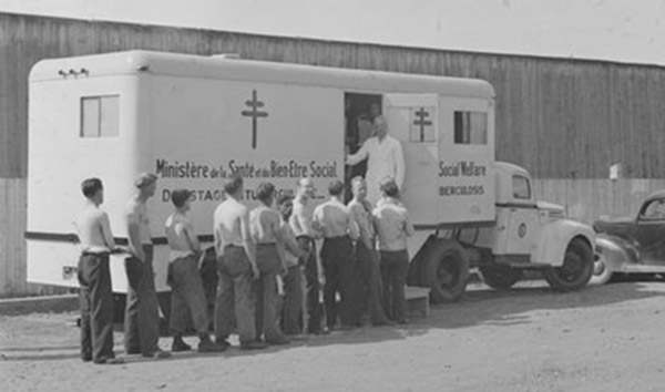 1948: camion pour rayon X Char-a10
