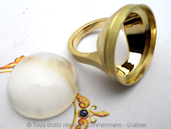 pierre de lune - Bague or et pierre de lune de 20 mm de diamètre en serti clos Baoc1614