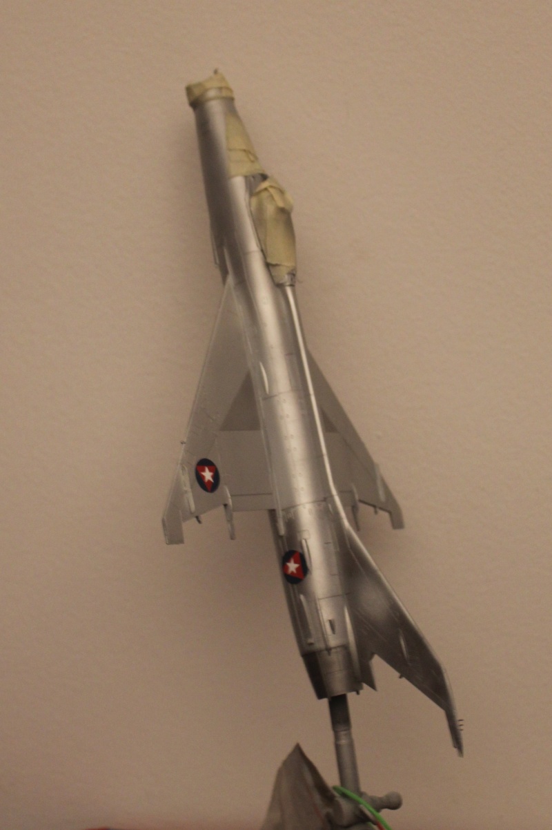 1/48  Mig 21 f13   Trumpeter    FINI - Page 2 Img_8227