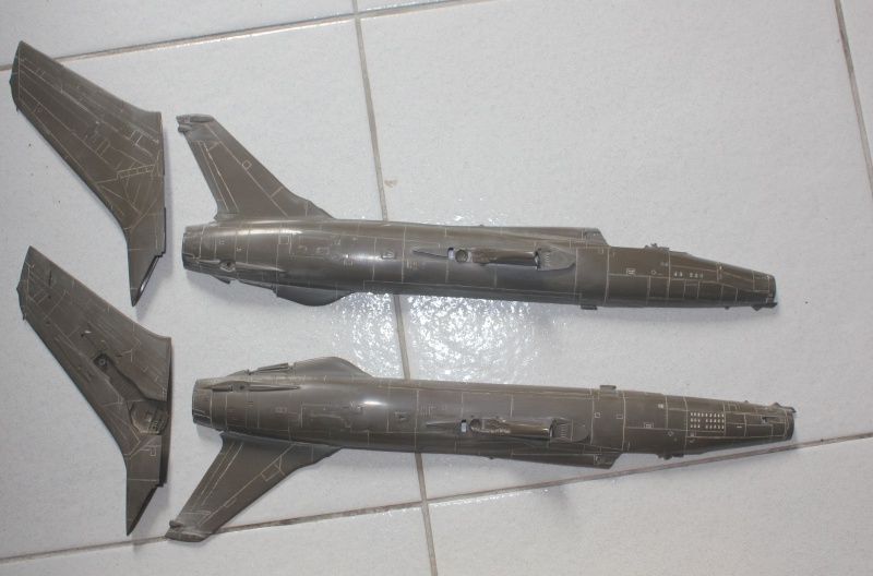 1/48 F 105 Thunderchief Monogram FINI Img_8327