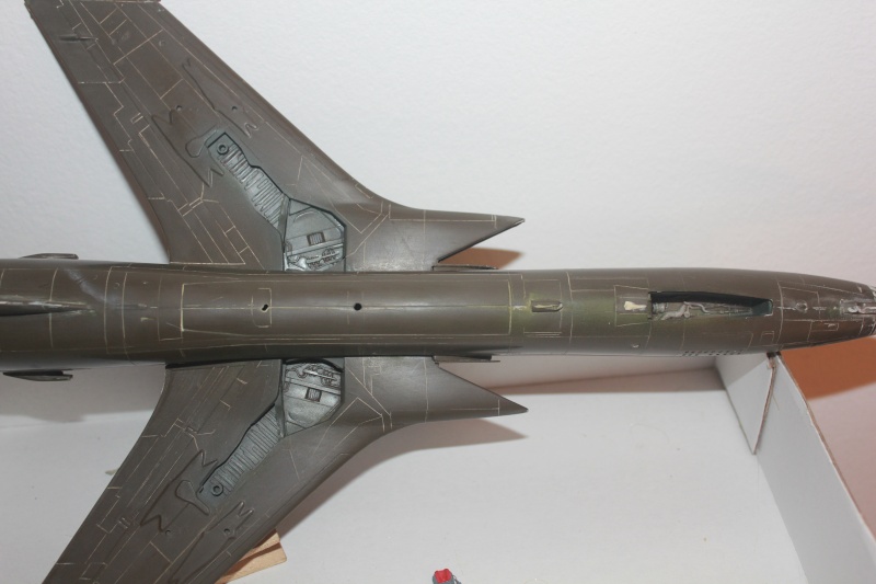 1/48  F 105 Thunderchief  Monogram    FINI Img_8334