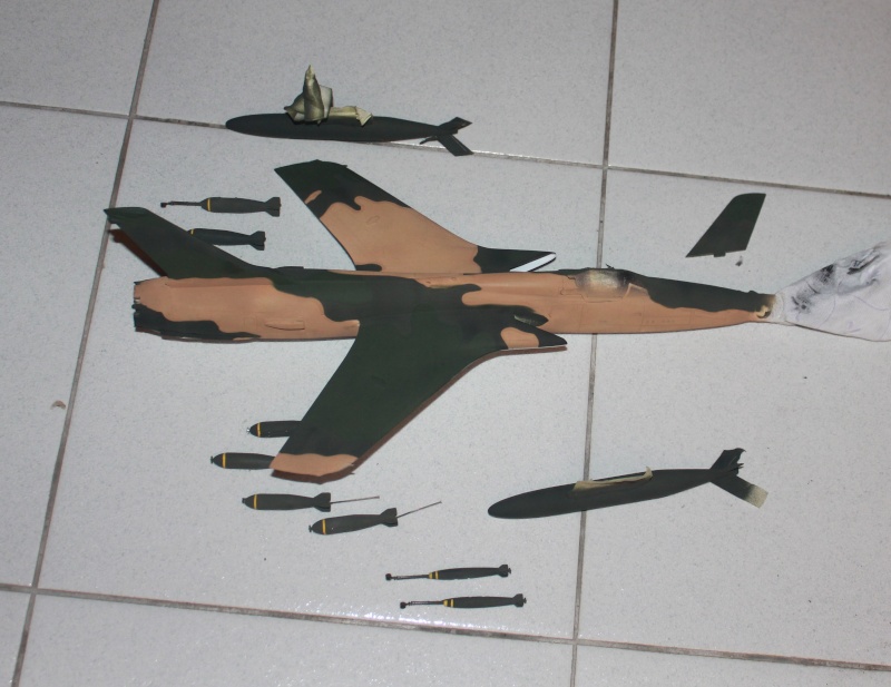 1/48 F 105 Thunderchief Monogram FINI - Page 2 Img_8422