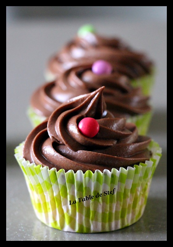 cupcakes - Cupcakes : recettes et décors simples - Page 22 Img_4311