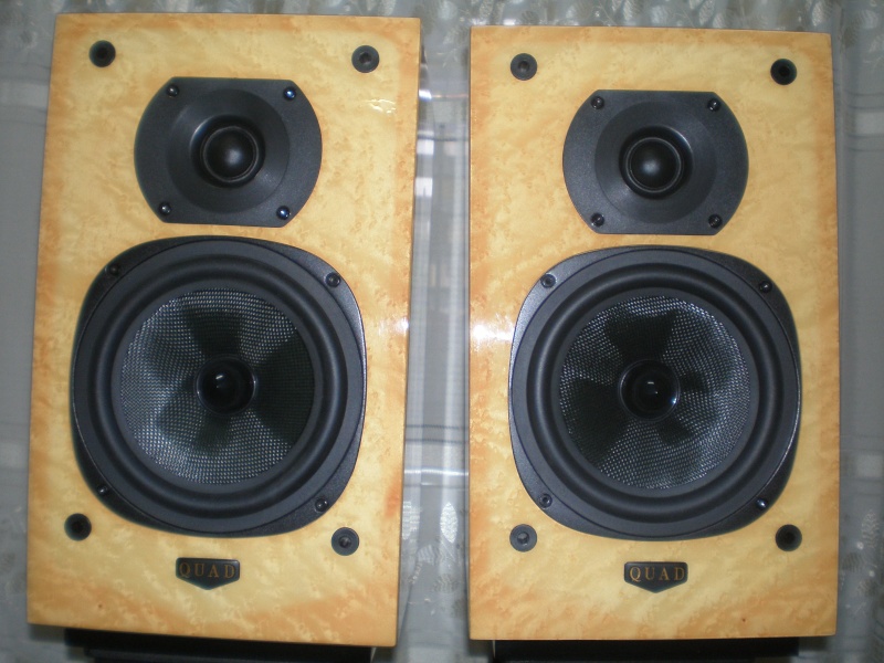 Quad 12L speaker with stand(used )sold P7300017