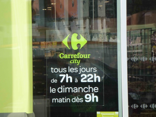 Carrefour City P1330228