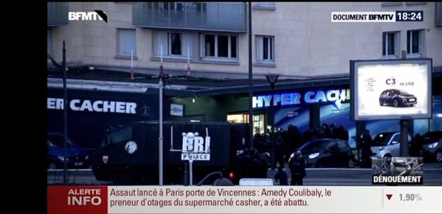 Charlie Hebdo victime d'une attaque intégriste C3cach10