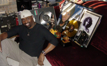 The Kings of House ricordano Frankie Knuckles Franki10