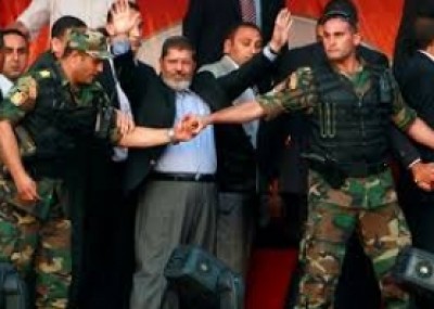 الكشف عن تفاصيل احتجاز الرئيس المعزول "مرسي" Hey_yo12