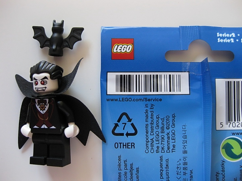 Lego kolekcionarske mini figure - Page 4 Vampyr13