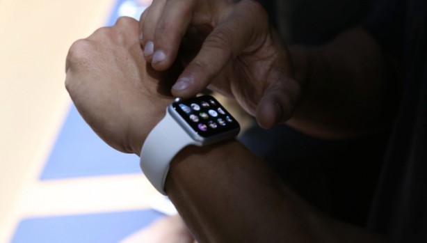 Ufficiale: Apple Watch disponibile da aprile! Apple-11