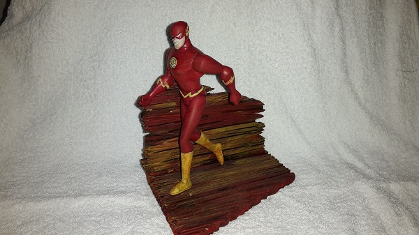 Figure diorama HULK - FLASH - SUPERMAN 20150116