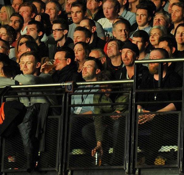 Bono y The Edge en el concierto de Noel Gallagher en Dublin. 11037310