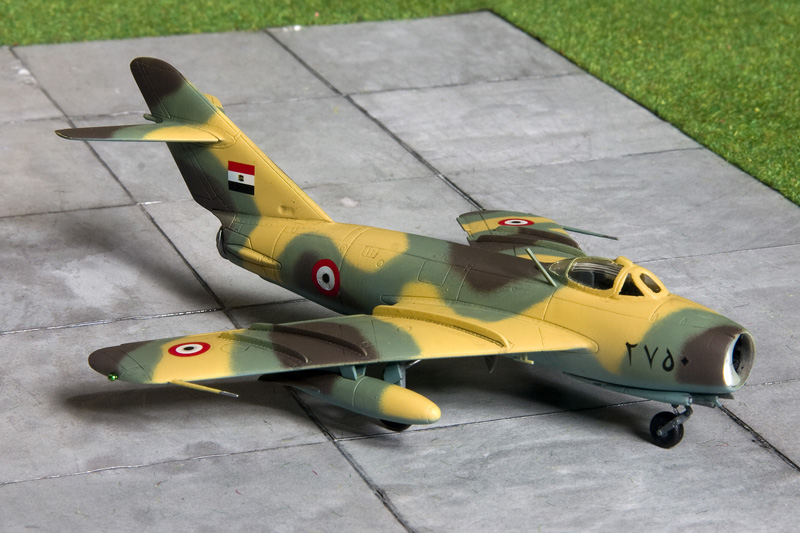 Mig-17's in 1/72nd scale 8251_m10