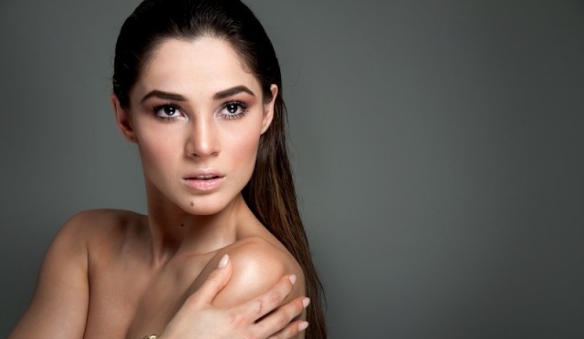 ★ MISS MANIA 2014 - Rolene Strauss of South Africa !!! ★ Xhg7t510