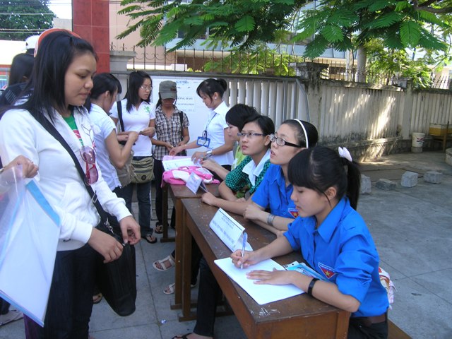 Trường CĐSP Nha Trang đón tiếp sinh viên K36 Pa180010