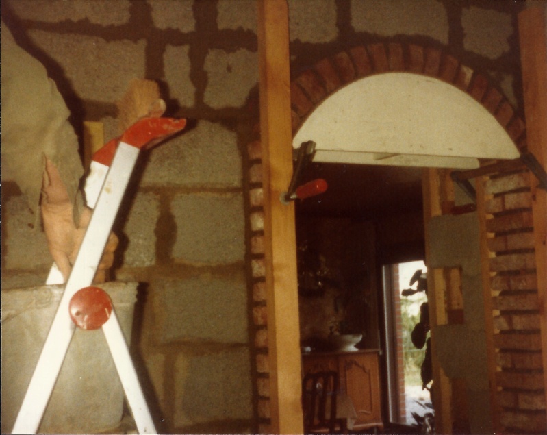 Maison préfabriqué transformée en traditionnelle. - Page 3 Cuisin21
