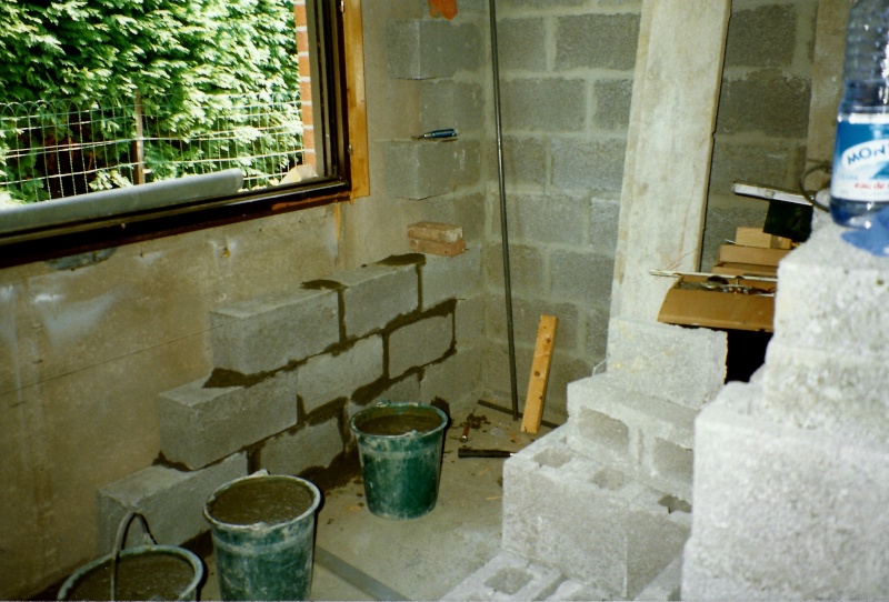 Maison préfabriqué transformée en traditionnelle. - Page 3 Sdb_710