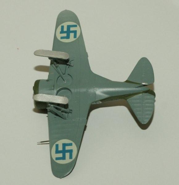 Polikarpov I-16 type 18/24 mosca/rata  "Finnish Air Force" 1/72 Dsc06317
