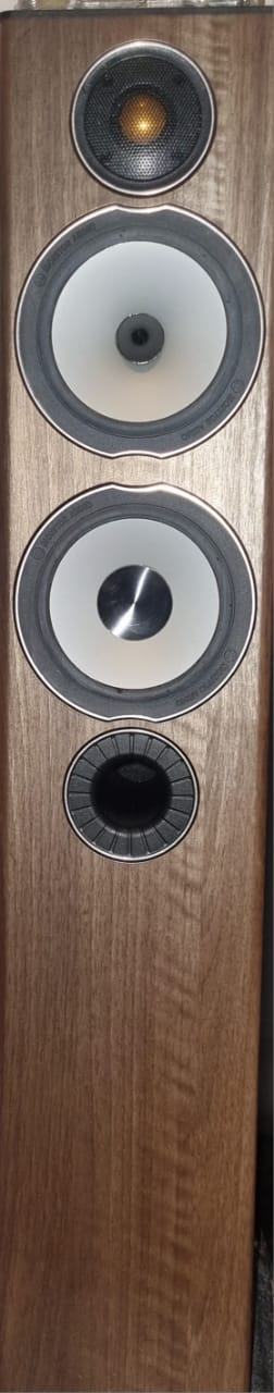 Home Theatre System - Yamaha/Monitor Audio/Klipsch Monito11