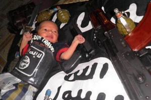 Bébés djihadistes : un petit guide officiel destiné aux mamans de l’Etat Islamique ! Jihadi10