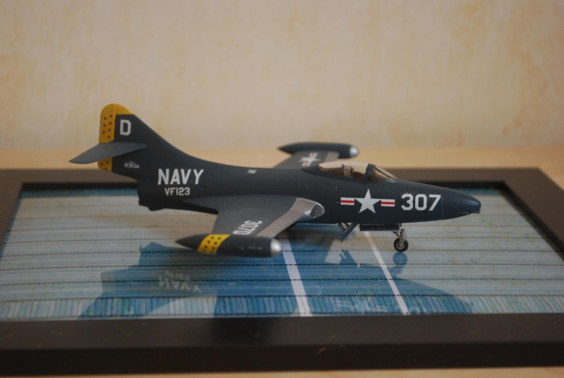 [HASEGAWA] F9F-2 Panther - VF-123 - 1955 F9f_pa13