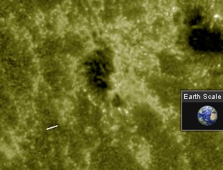 Огромный объект  на Солнце (соизмерим с размером Земли). Tes_t11