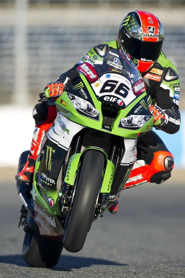 [OFFICIELLES KAWASAKI] Kawasaki Racing Team 2015 Presentation Hi_00_33