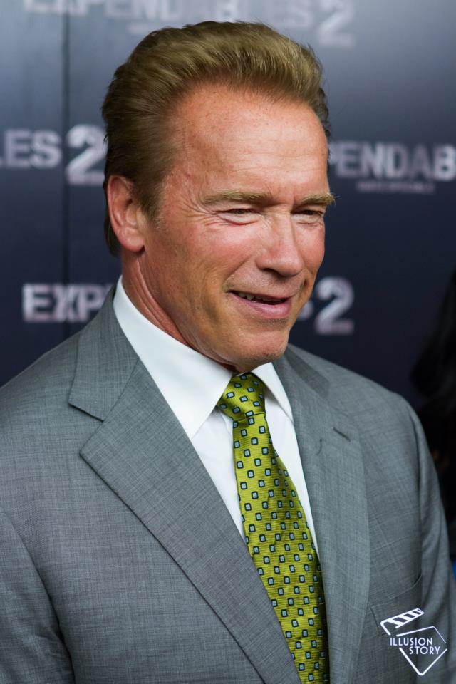 Arnold Schwarzenegger en photos - Page 13 52450110