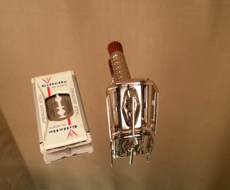 Gillette SuperSpeed Red Tip - 1956 _5712