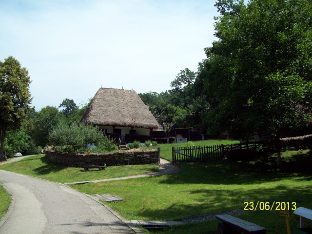 =Dumbrava Sibiului,muzeul satului,... 101_0462