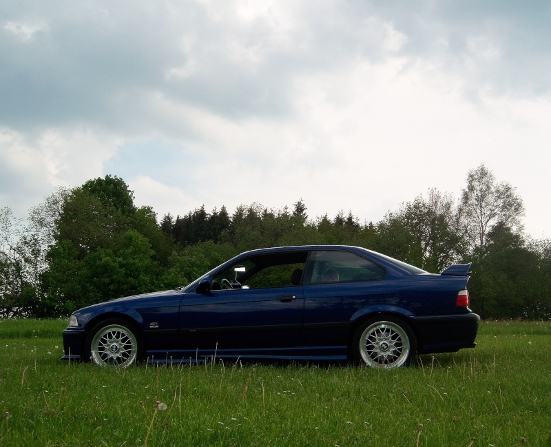 Ma 323i Clubsport et ma 318is 4Class2 100_9811