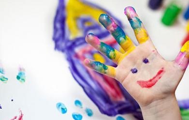 العلاج بالفن قد يساعد الأطفال في التغلب على مشاكل السلوك 510