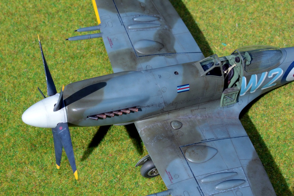 Spitfire Mk24 - Eduard 1/48 141p10