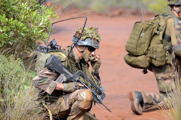 Armée Française / French Armed Forces - Page 40 791