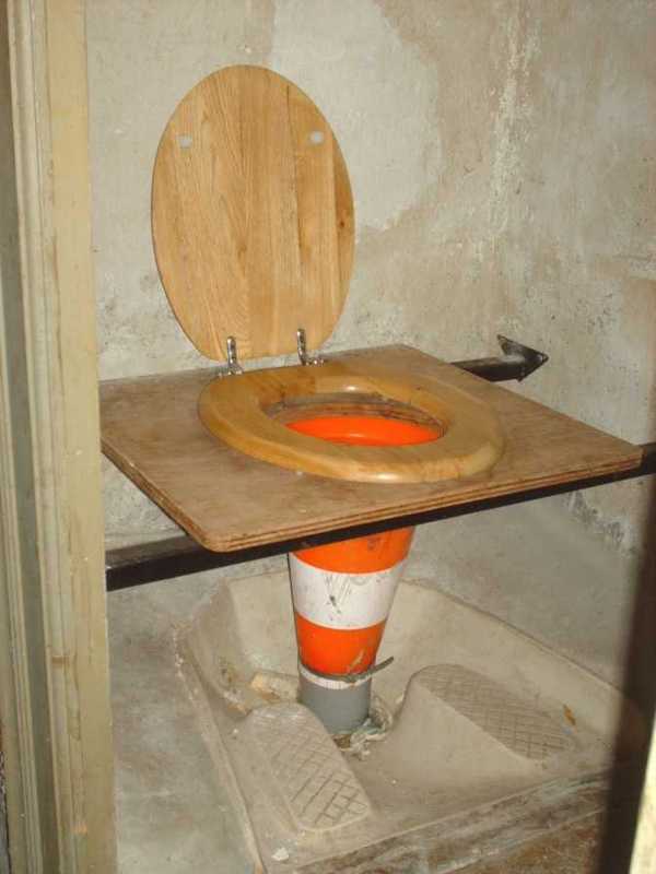 Les toilettes de chantiers. Image010