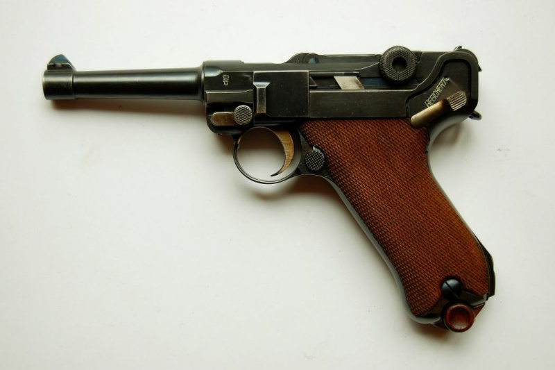 C' EST POSSIBLE UNE LUGER 1906 MARQUE MAUSER DE 1936??? Dwm-ma13