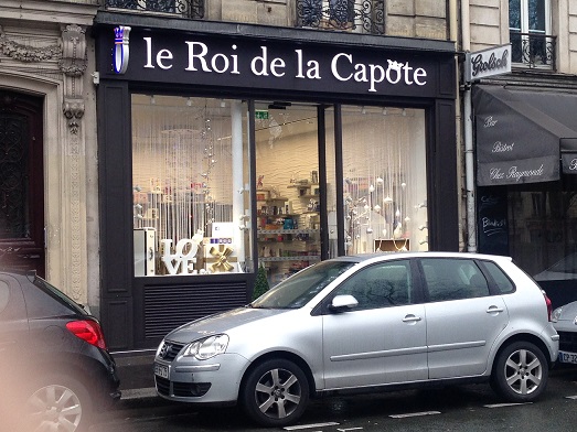 J'ai découvert une boutique. 2015-015