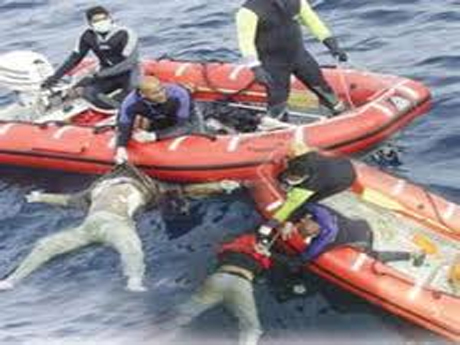 القوات البحرية تنتشل ضحايا الهجرة غير الشرعية أمام سواحل ليبيا News3610