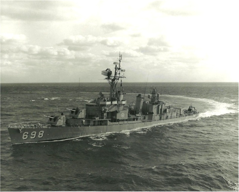 LES DESTROYERS US Dd698_11
