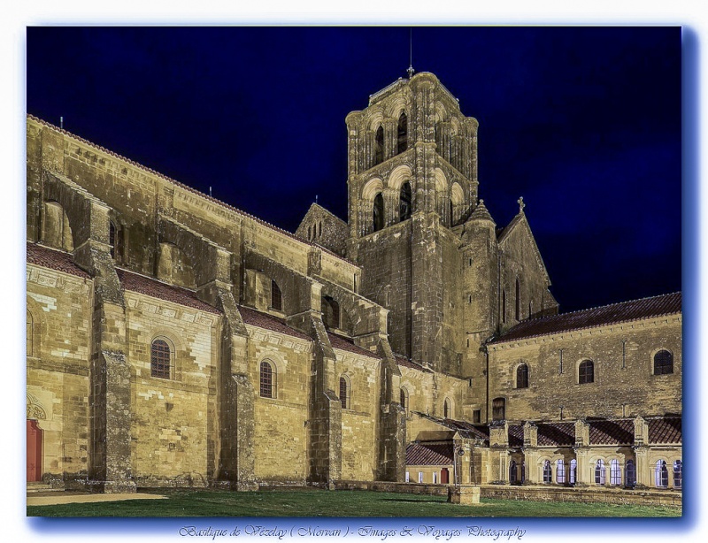 Vézelay de nuit ... + un ajout de jour  Lr-10