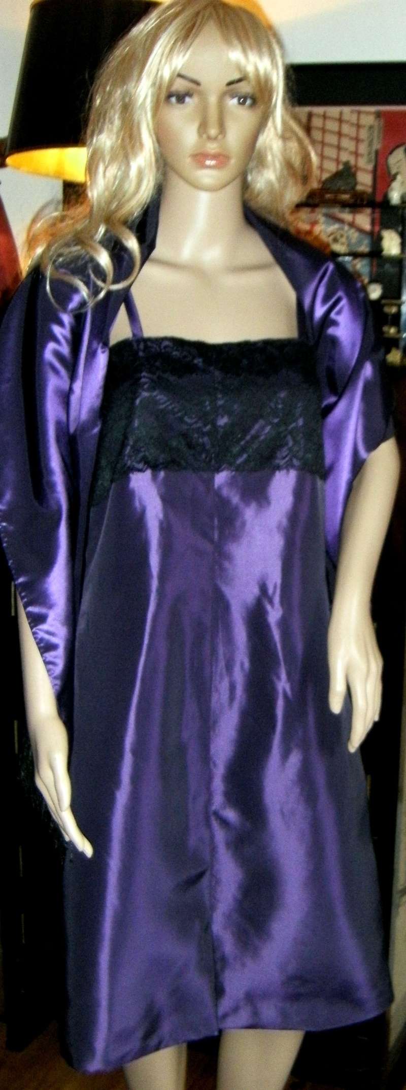 Galerie couture, broderie, de Lise - Page 14 Robe_e10