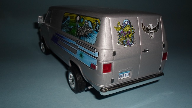 Chevy Vantasy Van110