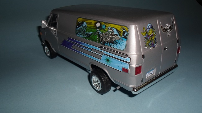 Chevy Vantasy Van310