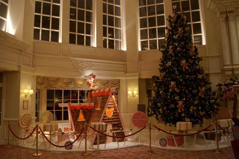 Les Décorations de Noël dans les Hôtels Disney Dsc02016