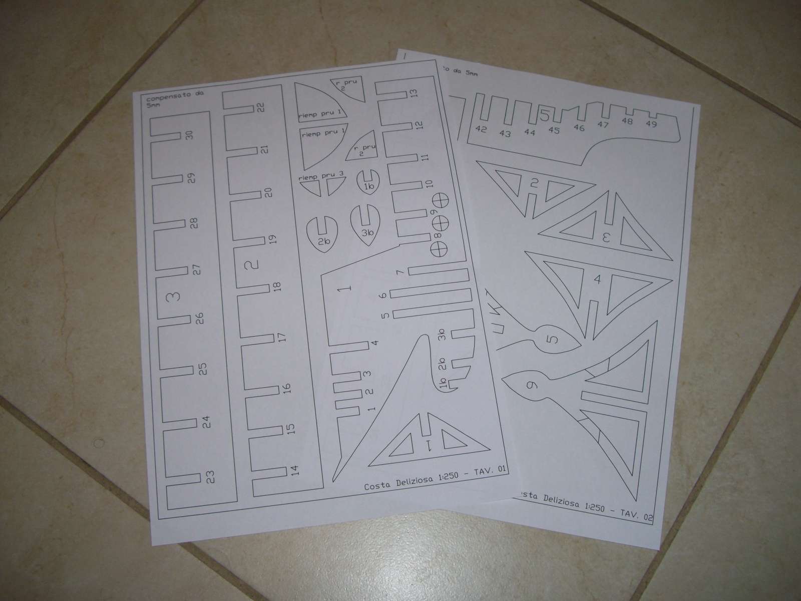 Costa Deliziosa 1:250 (jjsimy) - Pagina 11 Cimg4611