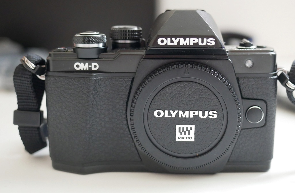  [VENDS] BOITIER OLYMPUS E-M10 II BLACK NU P1000416