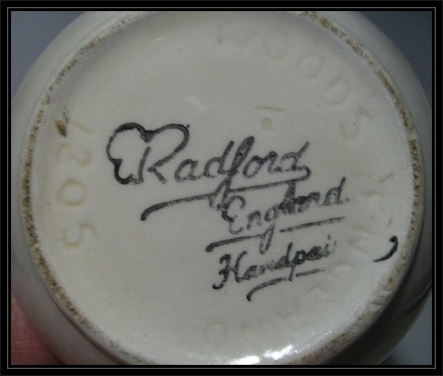 Radford pottery by H J Wood / Wood & Sons (Woods). Pb-rad12