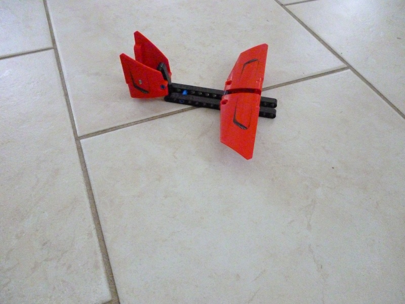 mon mini avion lego technic Vacanc16